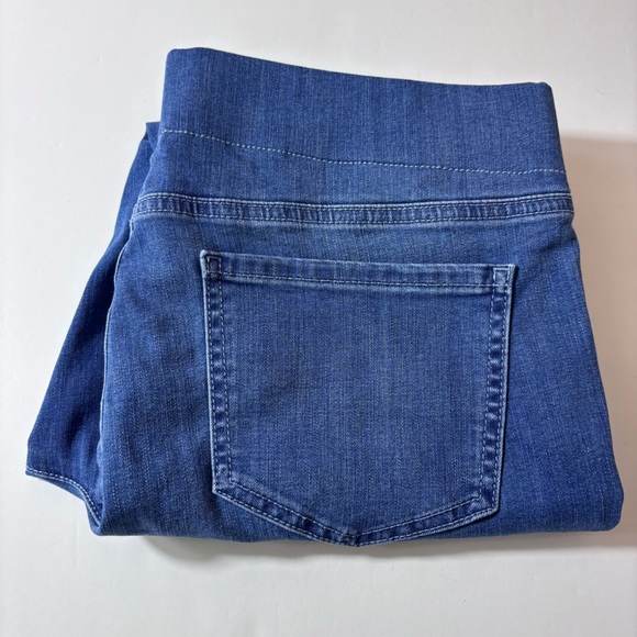 NYDJ Lift Tuck Cropped Jeans Cool Embrace Pull On Stretch Straight Leg Capri 8P - Picture 7 of 15